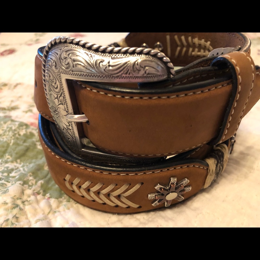 🔥FINAL Price Nocona Leather Western Concho Belt